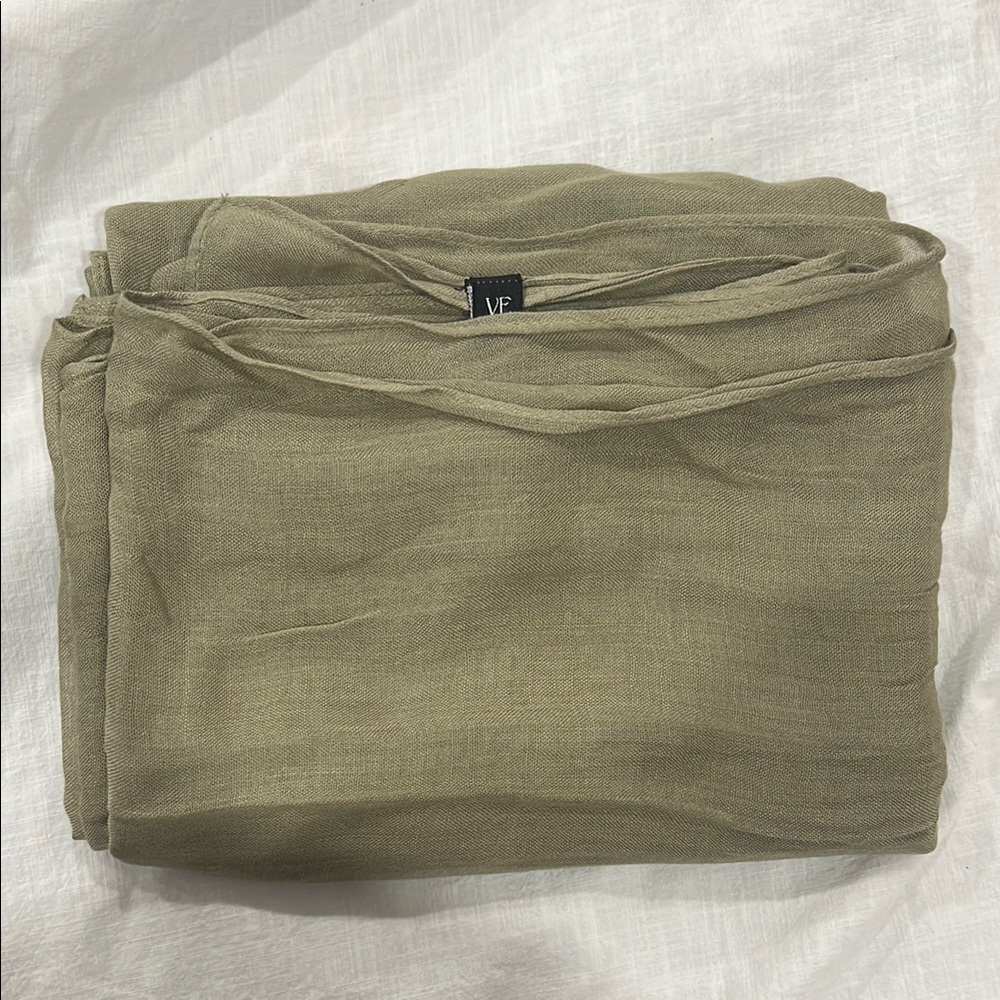 Vela light olive